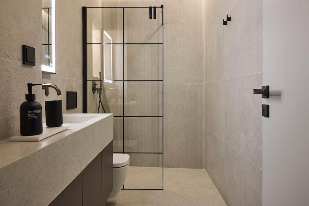 Athens Metropolitan Grand Residence מראה חיצוני תמונה